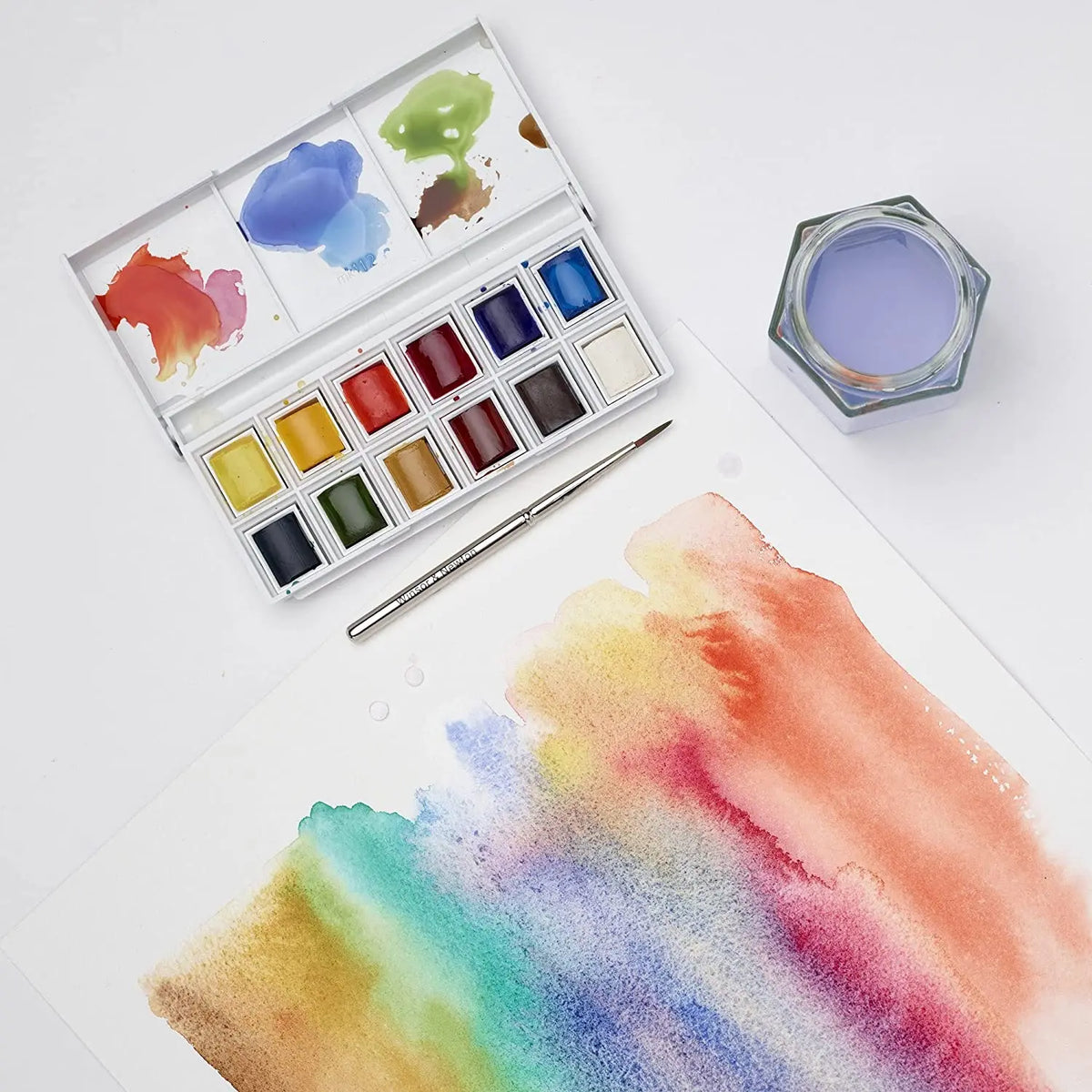 Kompaktes Aquarell-Set mit 12 Farben